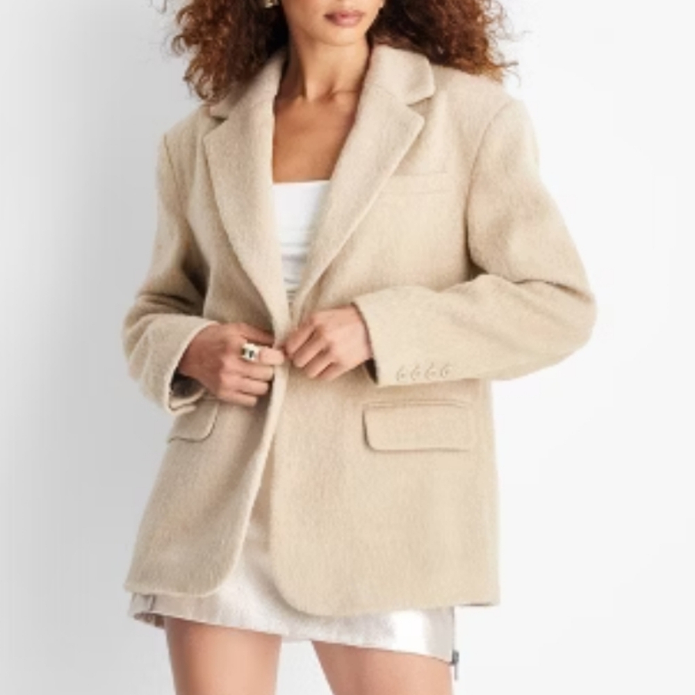 NWT Future Collective Cream Relaxed Fuzzy Cozy Blazer Jacket Size Large